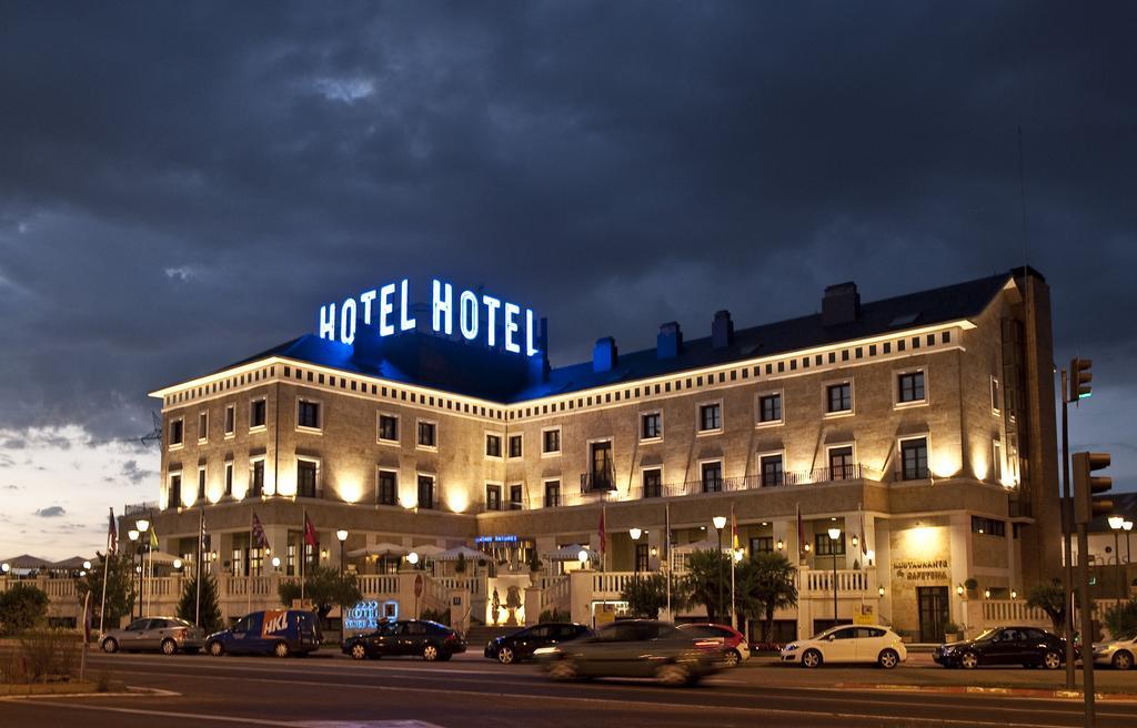 Hotel Conde Ansurez By Almia Hoteles Valladolid Luaran gambar