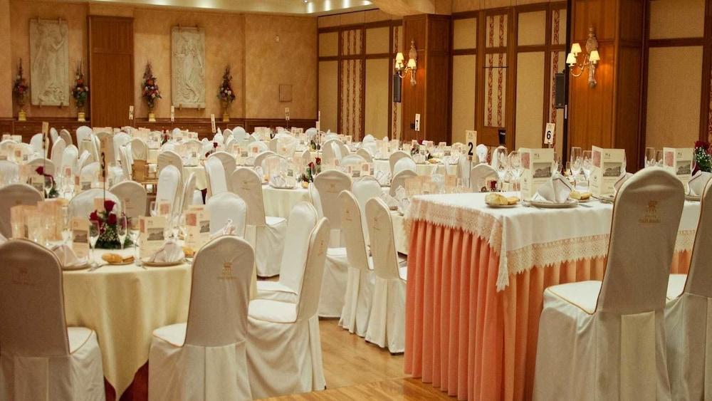 Hotel Conde Ansurez By Almia Hoteles Valladolid Luaran gambar